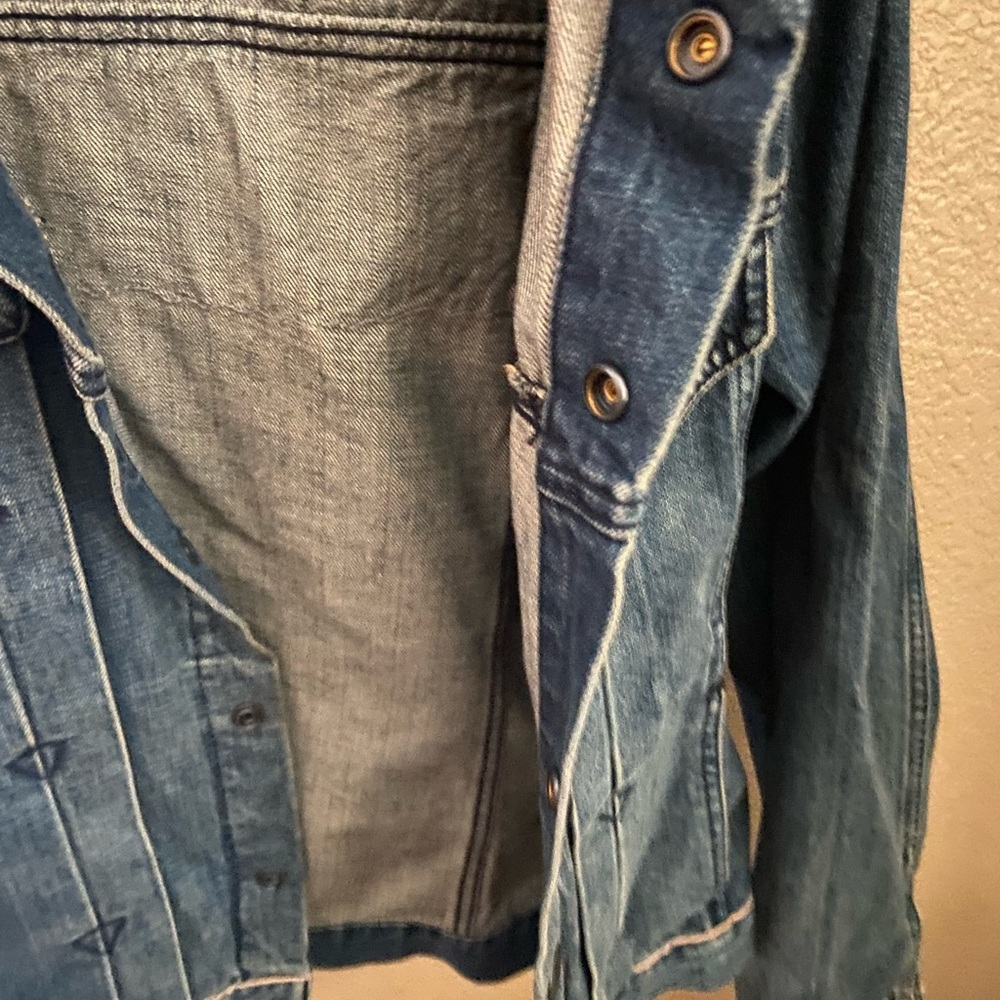 Jean jacket - Picture 5 of 9